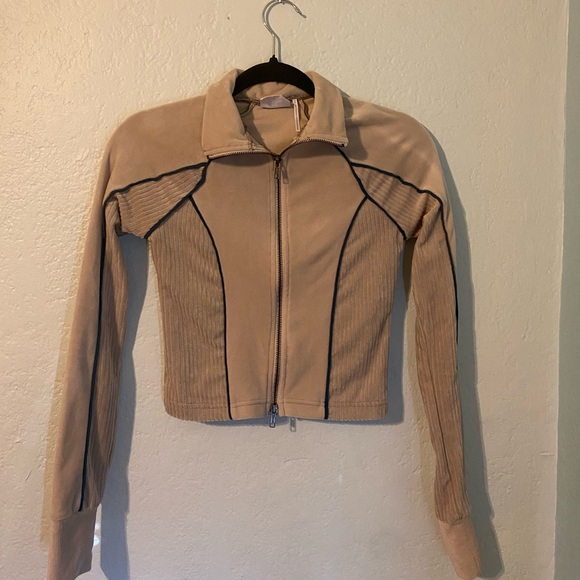 URBAN OUTFITTERS Out from Under cropped velvet zip up sweater top - Picture 1 of 3